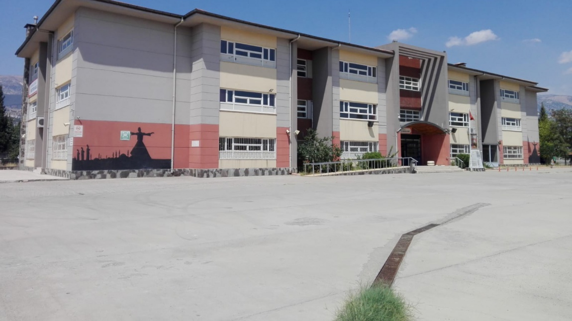 Nurettin Topçu Anadolu Lisesi Fotoğrafı